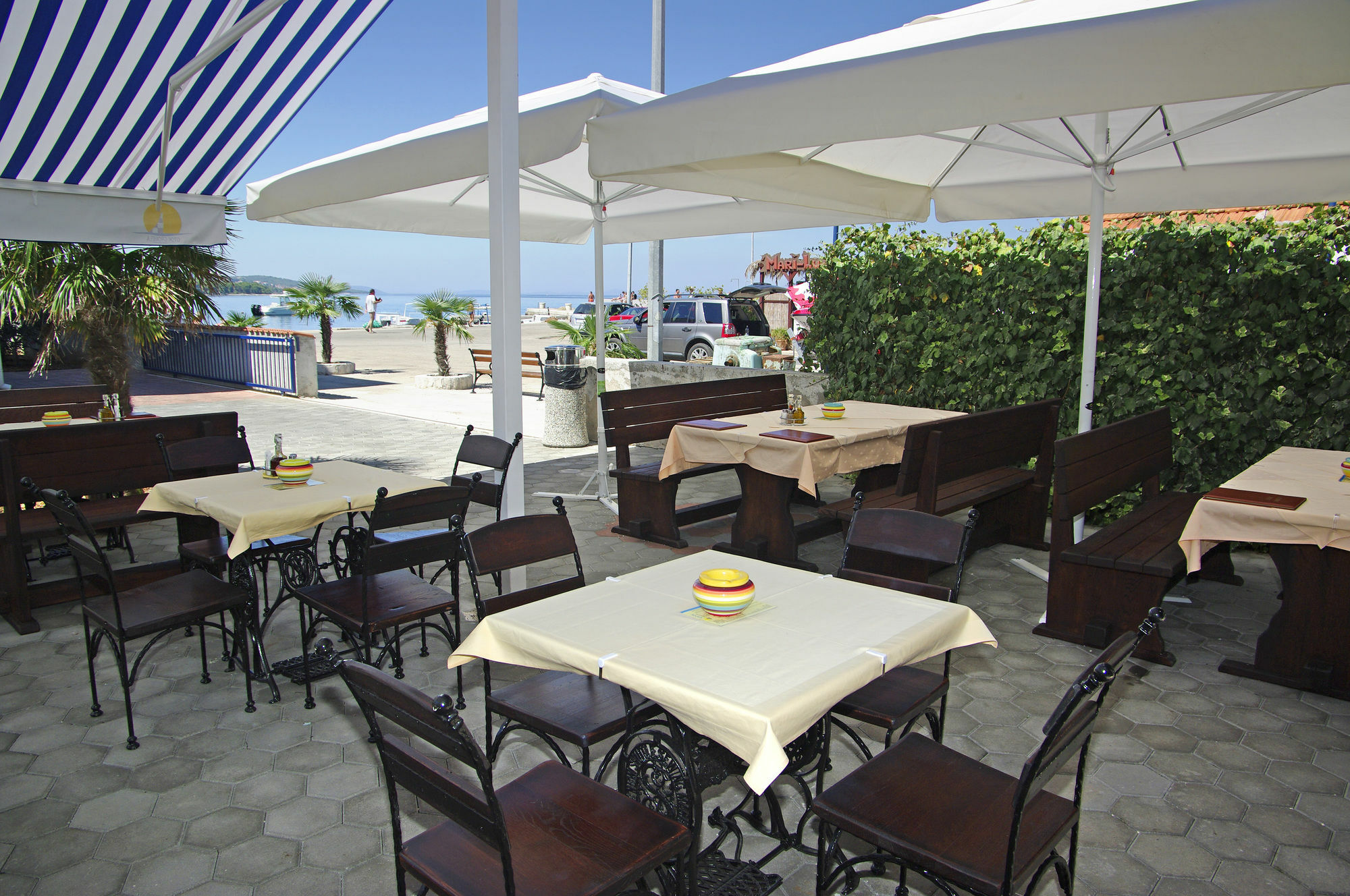 Aparthotel Marina Gromela Mirce エクステリア 写真